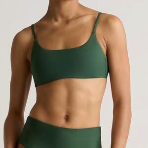 NWT QUINCE Italian Scoop Neck Bikini Top